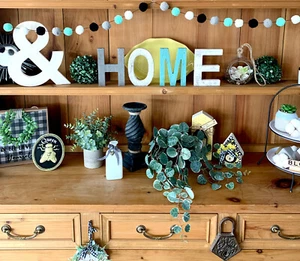 Mintgrün Schwarz Weiß Grau Filzkugel Filzkugel Girlande 8 Fuß Neu in Verpackung - Bild 1 von 3