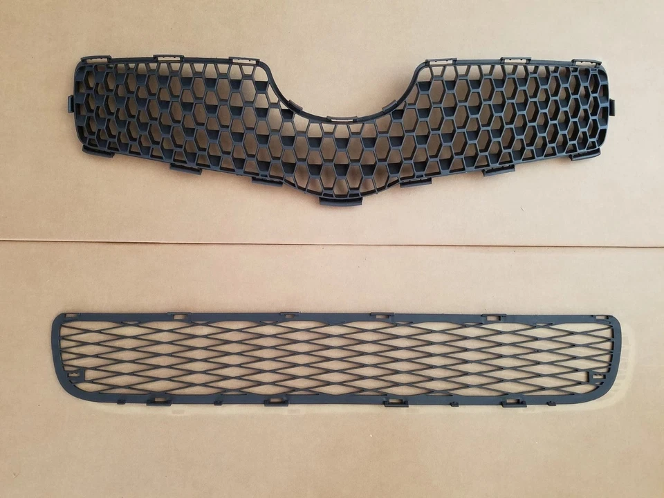 New Front Bumper Upper Lower Grille Kit For 2007-2008 Toyota Yaris Set of 2 Foto 1 de 1