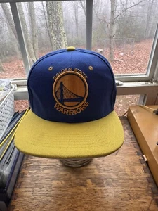 Gorra Mitchell & Ness Golden State Warriors Clásicos Madera Snapback NBA - Imagen 1 de 12
