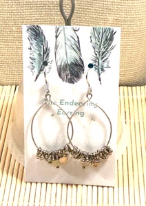 Fashion Earrings White Bead Coin Fringe Gold Tone Hoop Pierced Drop Lot 95 - Picture 1 of 2