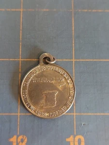 Vintage Rare Trinidad And Tobago August 31, 1962 Independence Medal - Picture 1 of 2