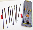 Chinesische Essstbchen,  4 Paar Chopsticks in aufwendig beschnitzter Holzbox