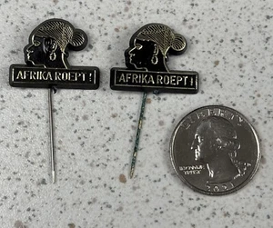 Lot of 2 Afrika Roepti Dutch VTG Stick Pin Badge Pins #49586 - Picture 1 of 2