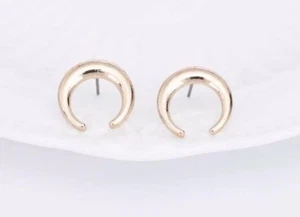 Crescent Moon Earrings Acrylic Crescent Moon Stud Earrings Gold Toned - Picture 1 of 3