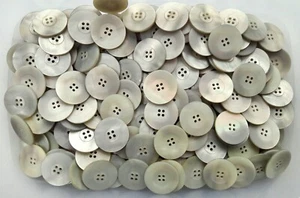 12mm 15mm 18mm 20mm 23mm 25mm Warm Cream Grey Pearlescent 4 Hole Buttons Q671A-F - Picture 1 of 1