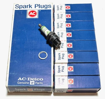 Set of 8 NOS ACDelco Spark Plugs R45 Made in USA - Image 1 of 3