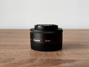 Canon EF-M 22mm f/2 STM Pancake Lens for EOS M EF-M Mount Black Near Mint - Picture 1 of 4