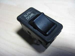 Interruptor de luz domo para dormir International Truck 9200 2024895C1 SLPR DOME #M149FU - Imagen 1 de 5