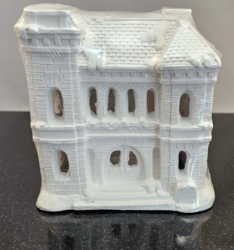 California Creations Post Office SE185 Creative Crafts Ready to Paint 1990