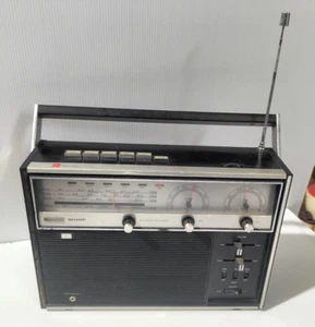 Vintage Radio Multiband Receiver Scarce Sharp FV-17X - works - unrestored - AF - Picture 1 of 15