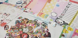 Lindo bolígrafo Kawaii Hello Kitty Coleccionable Fiesta Favor Memo Hojas y Pegatinas Coposas - Imagen 1 de 4