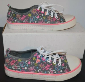 OLD NAVY GIRL'S SHOES Youth Sz 3 Hearts Peace Symbol Birds Sun Clouds Stars Pink - Picture 1 of 8