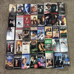 Huge Lot of 40 Movies on VHS Mixed Types Of Movies Drama,Acción,Comedy,sci-fi - Picture 1 of 7