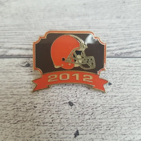 2012 Cleveland Browns Season Ticket Holder Pin Cover