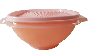 Tupperware Servalier 840-2 3-1/2 Cup Square Storage w Lid 841F-1 Pink VTG 6.5" - Picture 1 of 7