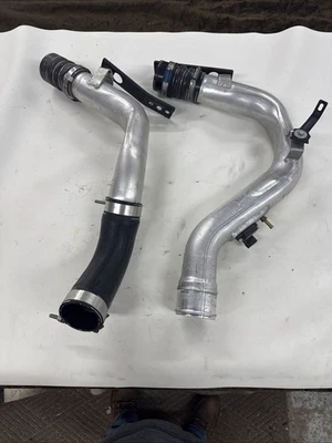 07-09 JUEGO DE TUBOS INTERCOOLER TURBO PONTIAC SOLSTICE 2.0 solo 26 k millas Foto 1 de 4