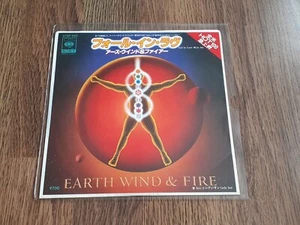 EARTH WIND & FIRE - FALL IN LOVE WITH ME 7" 1982 JAPAN CBS/SONY EX+ - Picture 1 of 6
