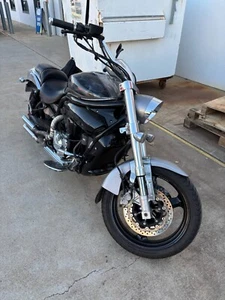 motorcycles - Picture 1 of 10