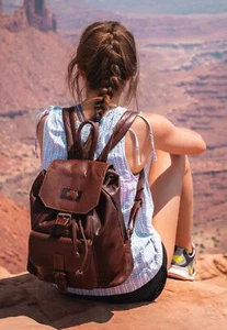 Wombat “Outback” Luxury Soft Oiled rugged Brown Leather Backpack Rucksack New - Picture 1 of 9