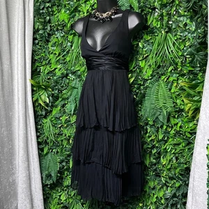 Vestido de Colección Jones New York Negro 4 Seda Plisado en Niveles Cóctel Fiesta 3021 - Imagen 1 de 10