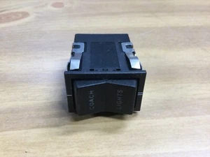 Interruptor manual Micro Switch 7L-8-814 - Imagen 1 de 3
