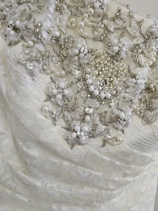 A-line lace wedding dress with side split detail - Picture 1 of 12