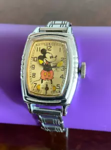 VINTAGE MICKEY WALT DISNEY INGERSOLL WATCH IN PERFECT RUNNING CONDITION - Foto 1 di 8
