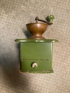 vintage hand coffee grinder - Picture 1 of 5