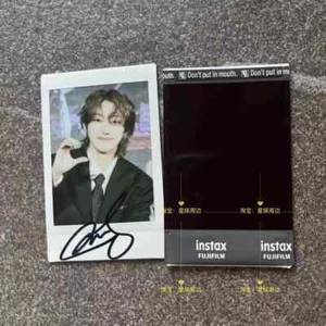DICIASSETTE foto autografate Xu Ming Hao Wen Jun Hui regali polaroid 文俊辉徐明浩拍立得签名照 - Foto 1 di 10