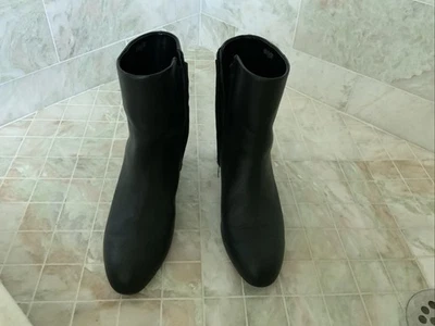 Женские кожаные сапоги Ann Taylor верхний размер 11 черные сбоку на молнии - Изображение 1 из 4