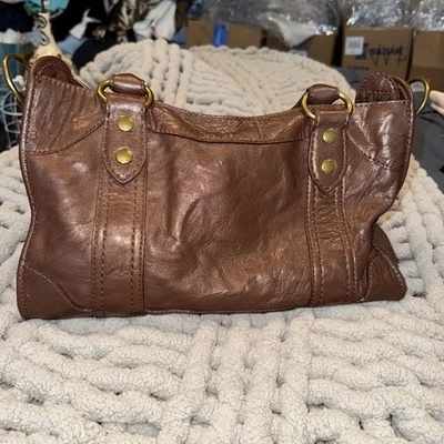 Bolso de Mano Melissa Cuero Frye - Marrón Cuero Marrón Acentos de Latón  Foto 1 de 4