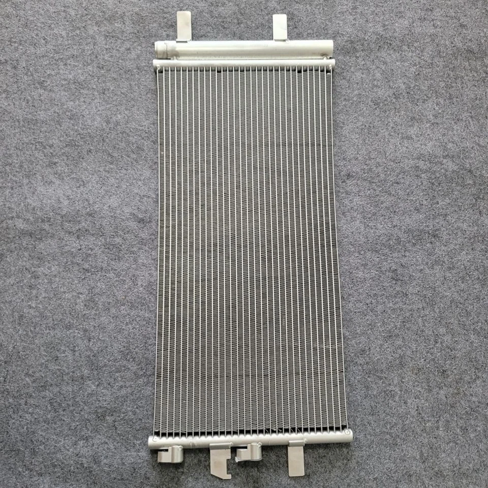 Condensador de aire acondicionado para Mini Cooper Countryman 2017-2024 Foto 1 de 1