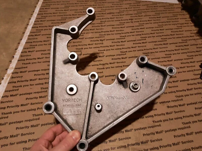 Ford Mustang GT 1996-1999 4,6 L Vortech soporte de montaje delantero sobrealimentador 2V Foto 1 de 2