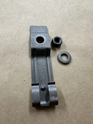 Soporte de línea de transmisión automática 1977-1981 OEM GM Pontiac Firebird transmisión automática Foto 1 de 2