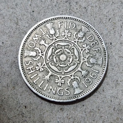 REINO UNIDO 🇬🇧 MONEDA DE DOS (2) CHELINES 1961 (REINA ISABEL II) Foto 1 de 2