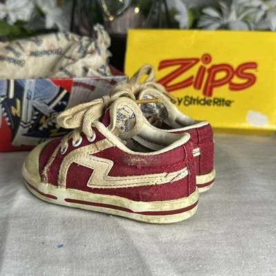 ZAPATOS VINTAGE AÑOS 80 CREMALLERAS POR STRIDE RITE NIÑOS PEQUEÑOS TALLA 3 M CAJA ORIGINAL Foto 1 de 4