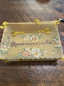 VINTAGE VICTORIAN HANDKERCHIEF BOX CELLULOID W/26 CHILDRENS HANKIES EMBROIDERED - Picture 1 of 13