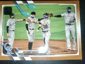Colorado Rockies 2021 Gold Parallel Team Card 1836/2021 - Bild 1 von 2