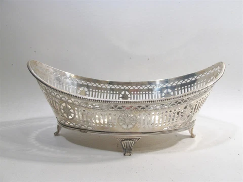 c1900 Thomas Bradbury Sterling Silver English Sheffield Basket Centerpiece Cover