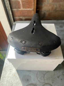 vintage brooks b66 Ladies Bike Saddle - Picture 1 of 7