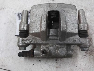 Pinza derecha Jeep Patriot 07 08 09 10 11 12 13 14 15 16 17 Foto 1 de 3