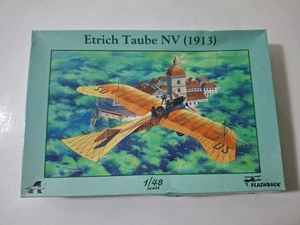 RAR Rückblende Etrich Taube NV (1913) Maßstab 1:48 Modell # KLH 8921 - Bild 1 von 12