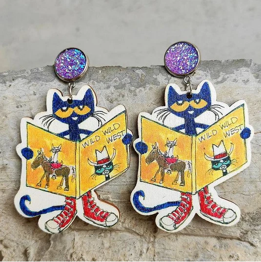 Pendientes de madera Pete el gato libro infantil Foto 1 de 1