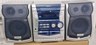 Aiwa NSX-AJ300 系统 3 CD/收音机/AUX/双磁带播放器! — 第 1/4 张图片