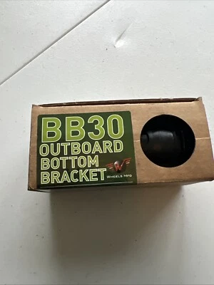 Wheels Manufacturing BB30 Outboard Bottom Bracket  24mm - Image 1 of 4