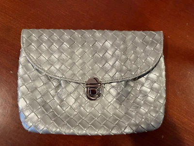 La Prairie瑞士银色化妆包 — 第 1/4 张图片