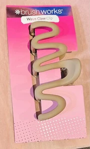Brushworks Wave Claw Clip Hair Accessory in Taupe light brown BNIP - Picture 1 of 1