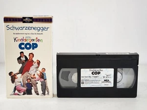 Kindergarten Cop VHS 1991 Penelope Ann Miller Arnold Schwarzenegger - Picture 1 of 2