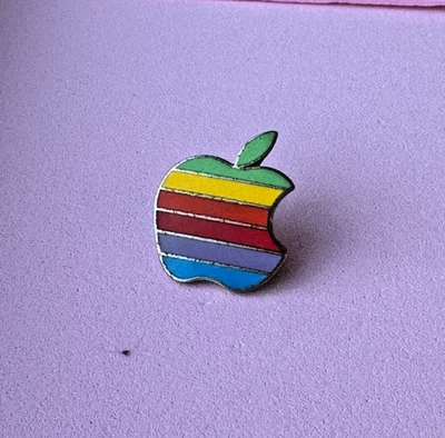 Broche de lapela vintage (anos 80 a 90) Apple Computer Macintosh logotipo arco-íris - Imagem 1 de 4