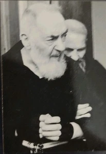 SANTINO DA FOTO DI PADRE PIO DA PIETRELCINA CON PREGHIERA  - Foto 1 di 2